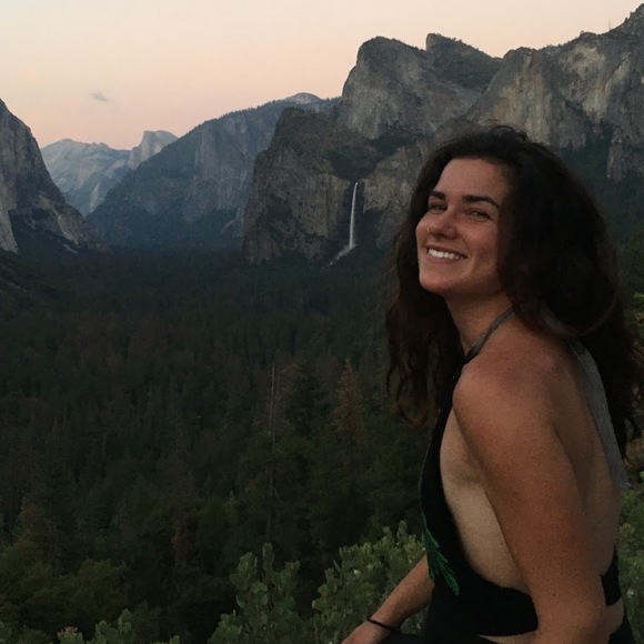 Meet your Posher, Julia - Picture 1 of 1
